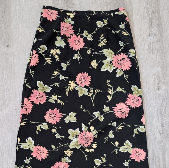 Vintage Carroll Reed Made In Canada Floral Fairy Festival Black Midi Skirt Sz M - Picture 2 of 8